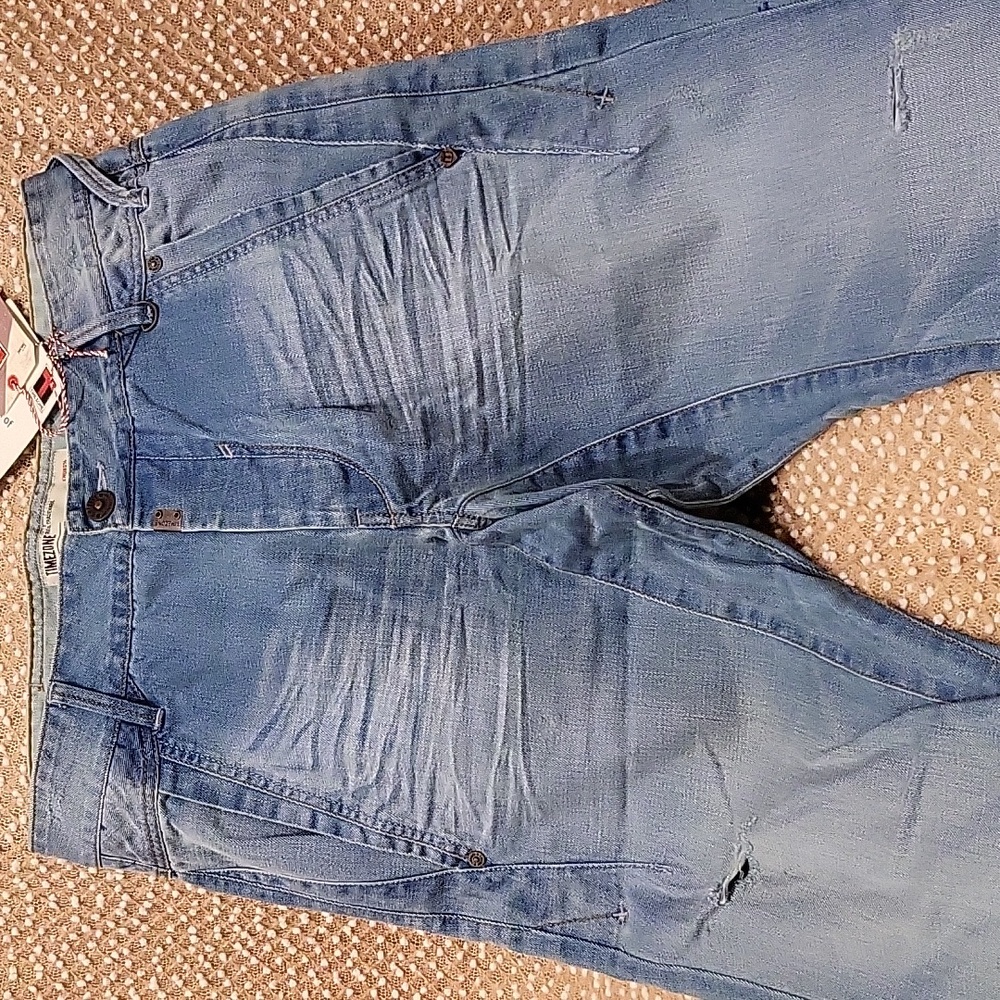 Classic Blue Straight Jeans with Natural Fading - Picture 3 of 12